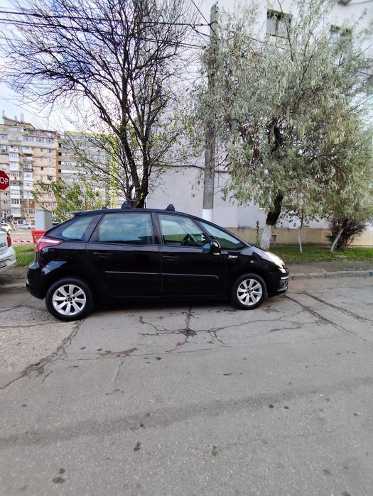 Vând Citroen C4 Picasso