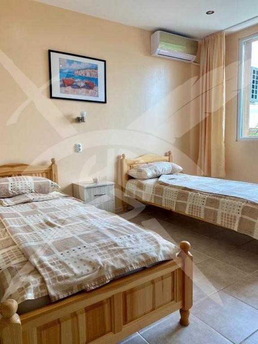 Къща в гр. Обзор