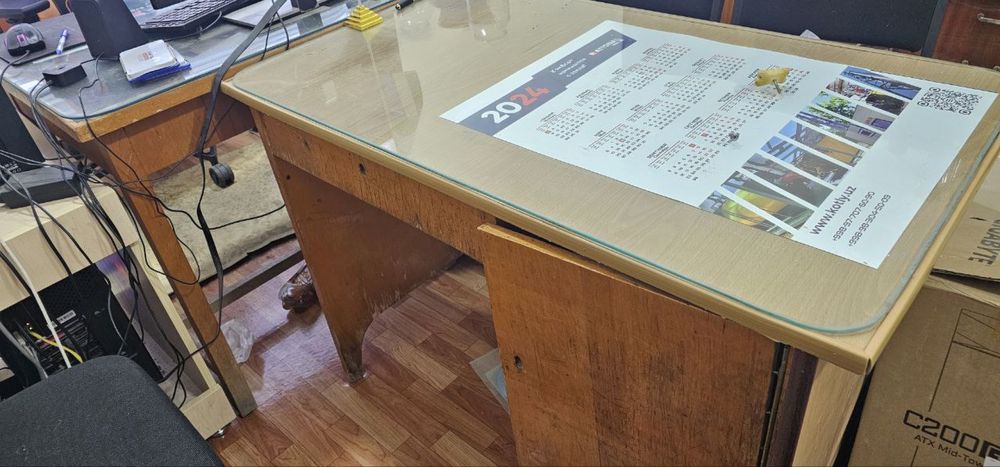 Шкаф, сейф, столы