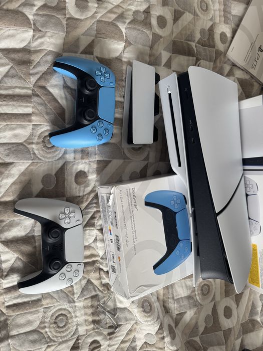 Продам Sony Play Station 5