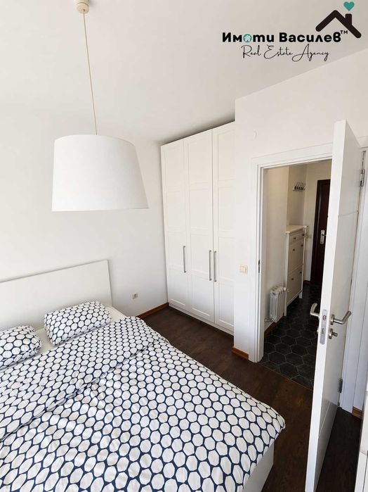 Продава се Двустаен апартамент в София, Център - 70 кв.м за 2259 €/кв.м - Снимка #5