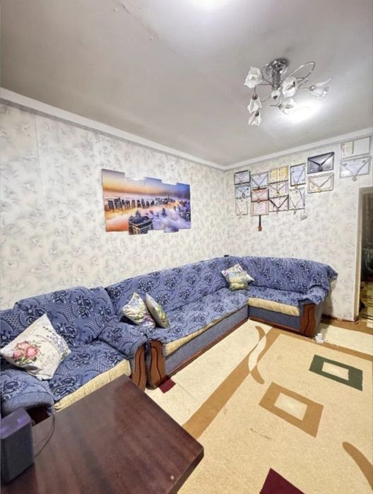 Юнусабад- Бадамзар 2-3/2/4 кирпич галерейка 50м2 ор-тир РОВД