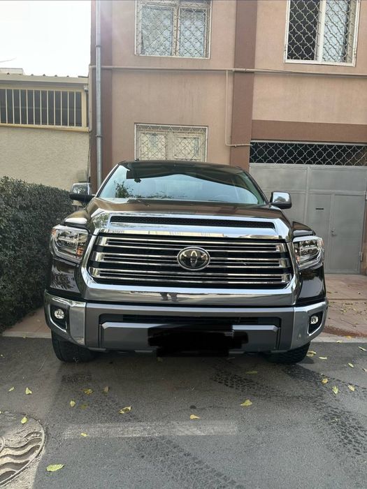 Продается Toyota Tundra 2018 года выпуска Американка