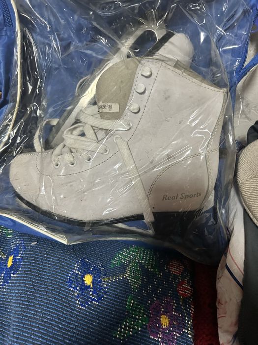 Коньки  в отличном состоянии