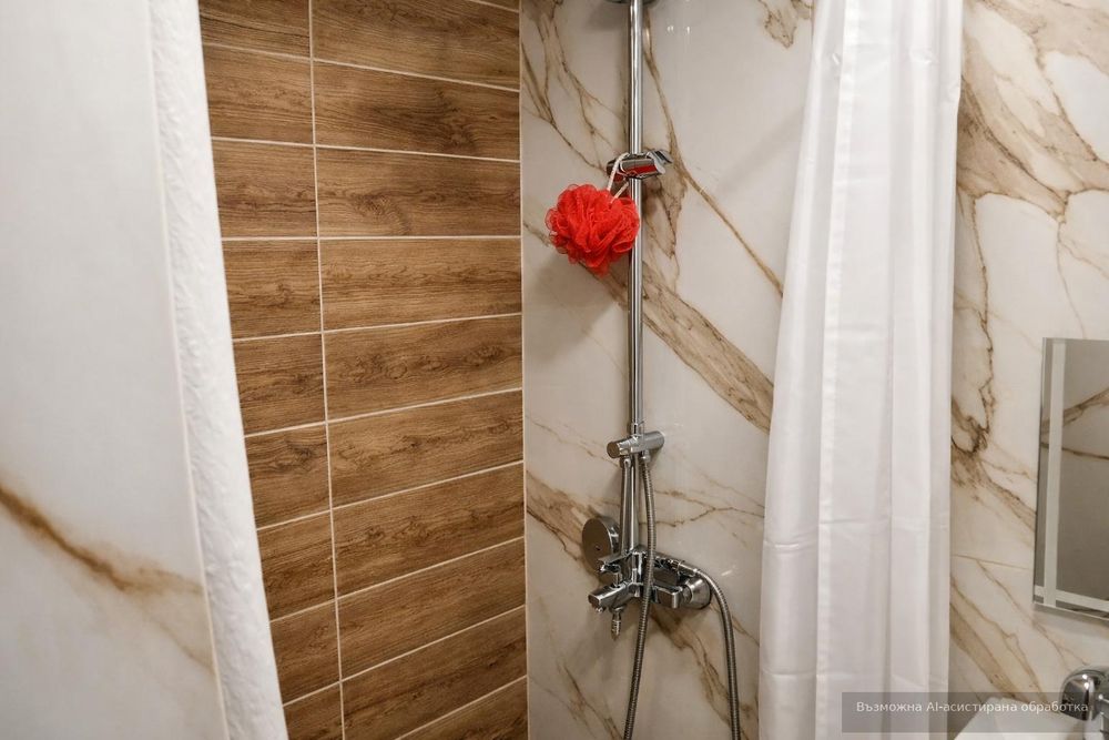 Тристаен апартамент в района на Центъра