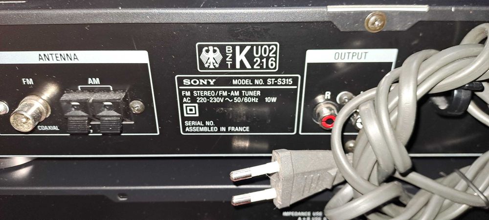 Продавам усилвател и тунер Sony