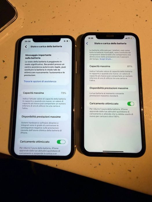 Iphone 11 white ,128gb , Iphone Xr black , 128gb