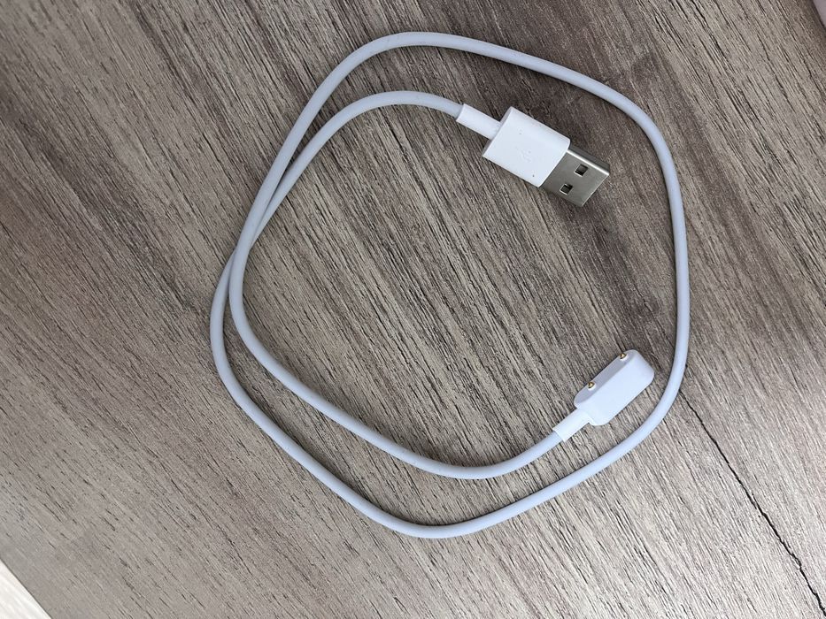 Смарт гривна Huawei Band 10