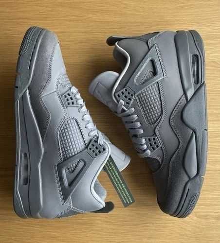 Sneakers Jordan4 Wet Cement cu eticheta (nu Nike, Gucci, Adidas, Balenciaga)