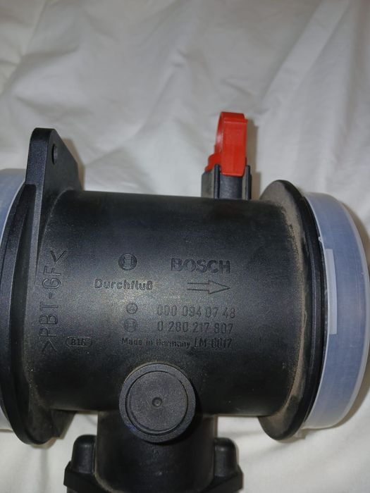 Debitmetru aer  Mercedes-Benz -000.094.07.48 l-Bosch 0-280-217-807