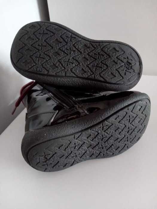 Ghete imblanite marimea 22