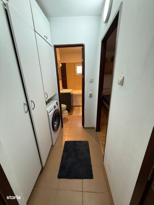Apartament de vanzare, semidecomandat, 3 camere, et 1, Brazda