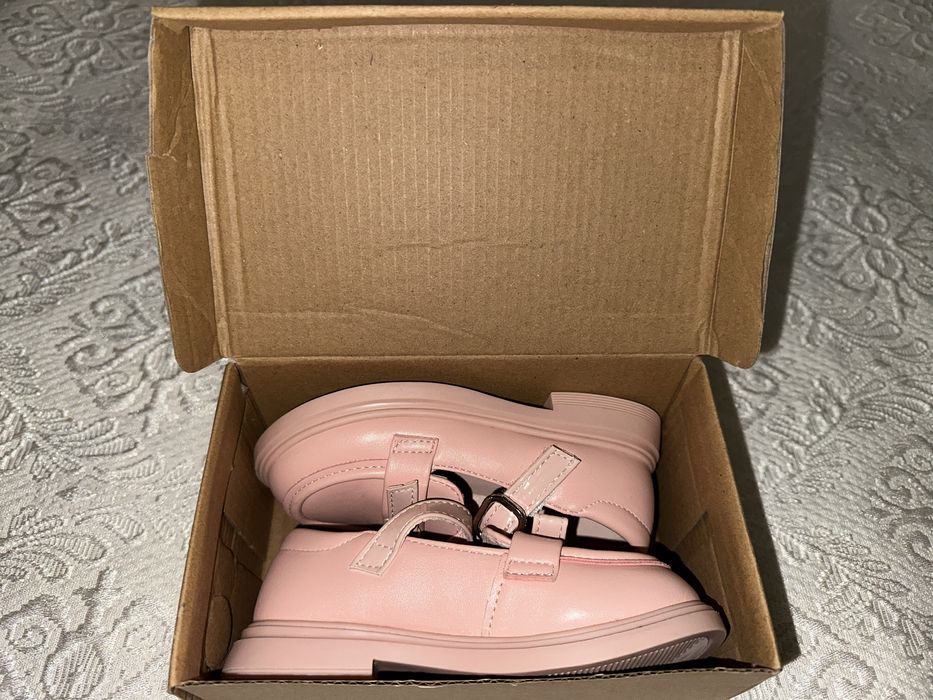 Детски обувчици за момиченце