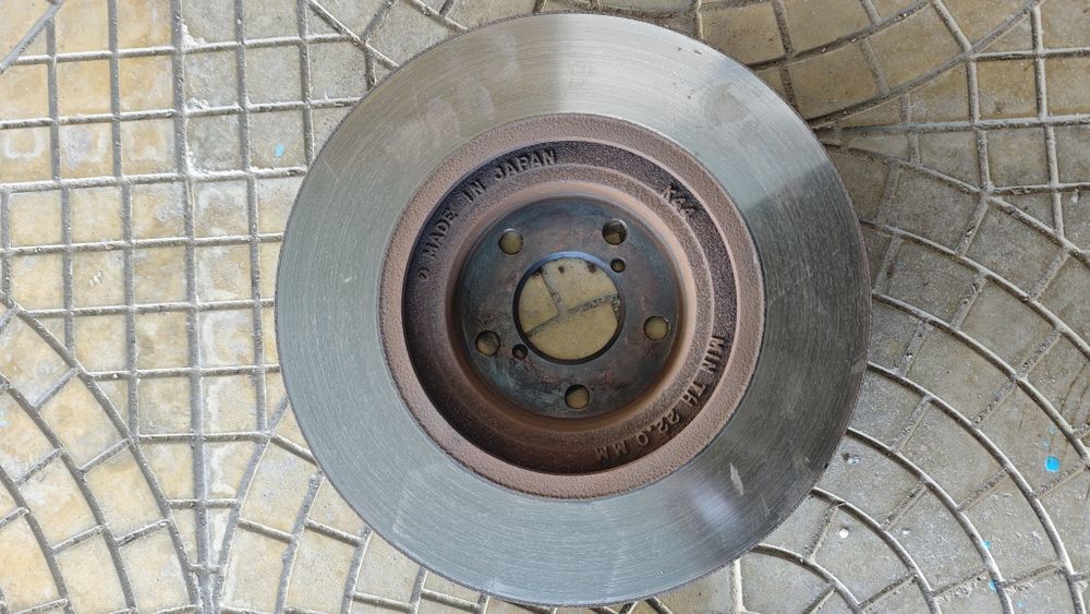 Оригинальные тормозные  диски subaru 294мм