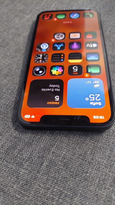iphone 12  64GB Черен Цвят