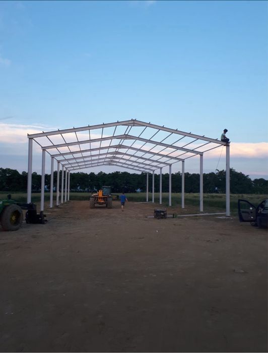 Schimb hala metalica cu auto