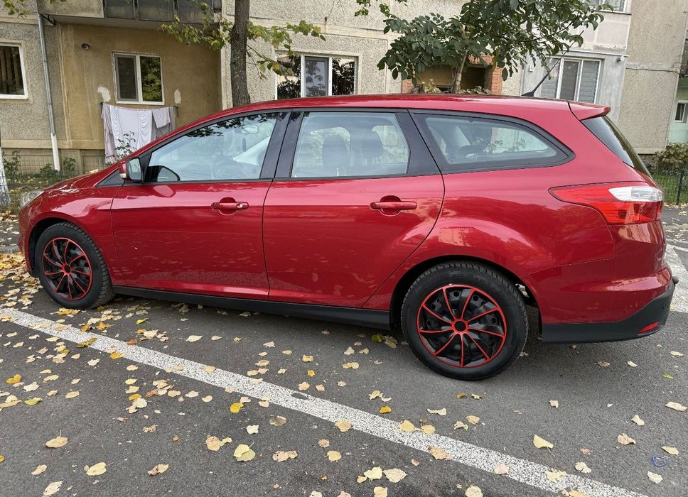 Ford Focus 1.0 EcoBoost anul 2013