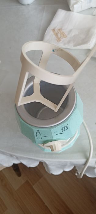 Уред за притопляне на бебешка храна