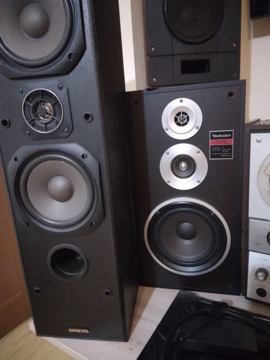 4 Deck-uri, mag Kashtan+ boxe , pick-up Grundig, 2 ampl. Technics