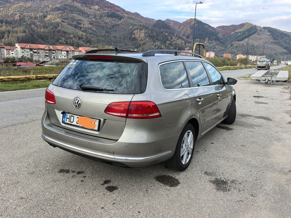 Vând Volkswagen Passat b7 break