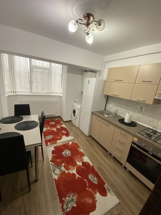 Inchiriez apartament 1 camera 40 mp