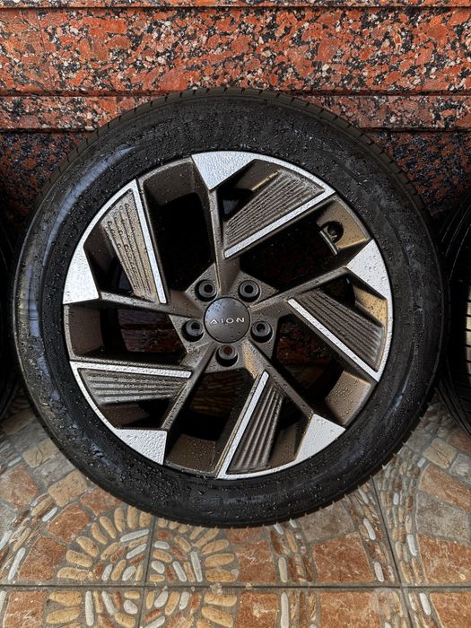 GAC Aion S Plus — 215/55 R17 diska va shina