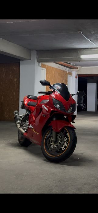 Honda cbr f4i sport A2