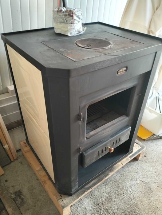 Камина на дърва с водна риза  13кв