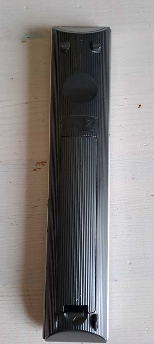 Продавам Перфектен телевизор Sony Bravia KDL32S3010