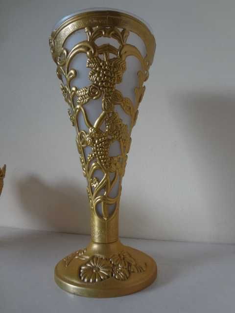 Метална ваза + метална купа