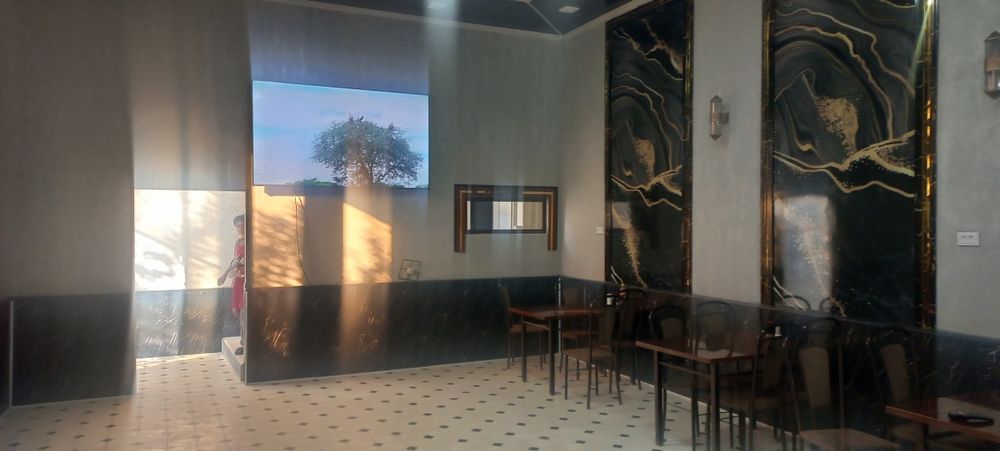 Тайор бизнес ховли барча шароиту жихозлари билан ховли дукон кафе.