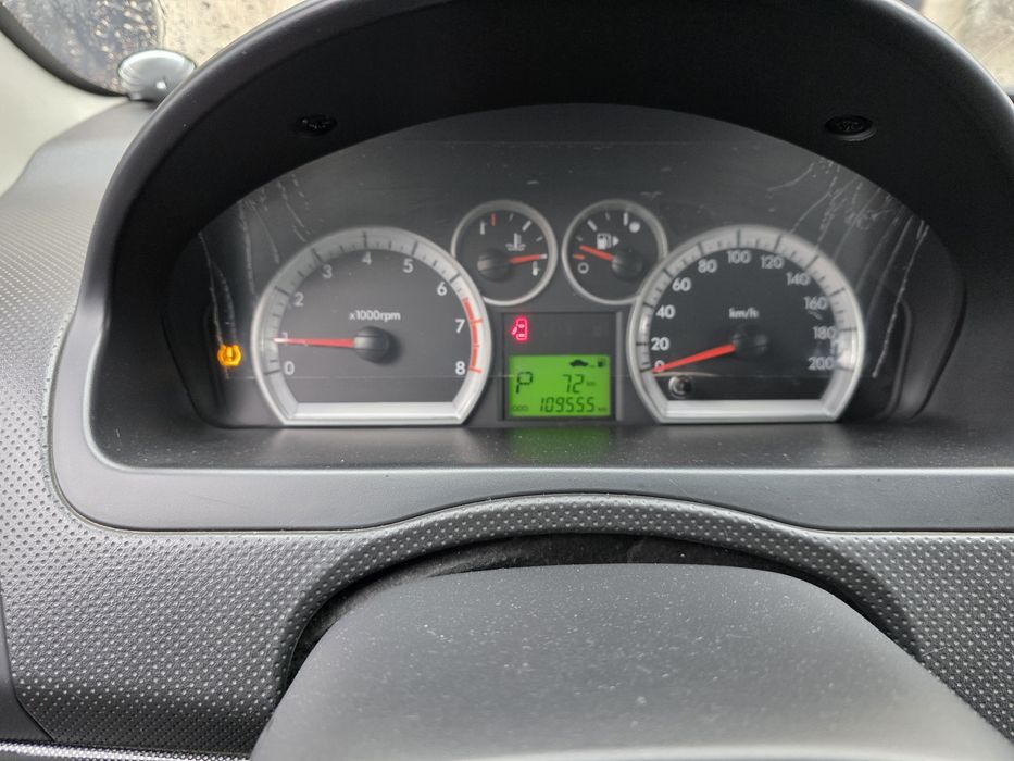 Neksa 3 3 Pazitsa Oq 2019 Yil Benzin 110000 Prabek