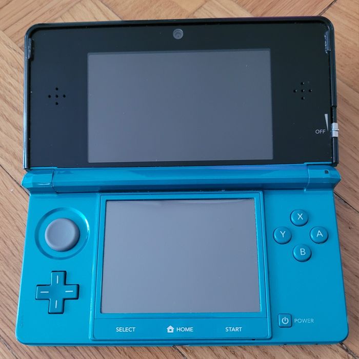 Consola Nintendo 3DS modata