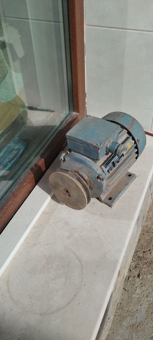 трифазен ел. мотор