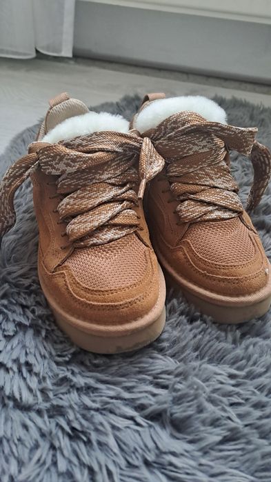 Ugg lowmel nr 38