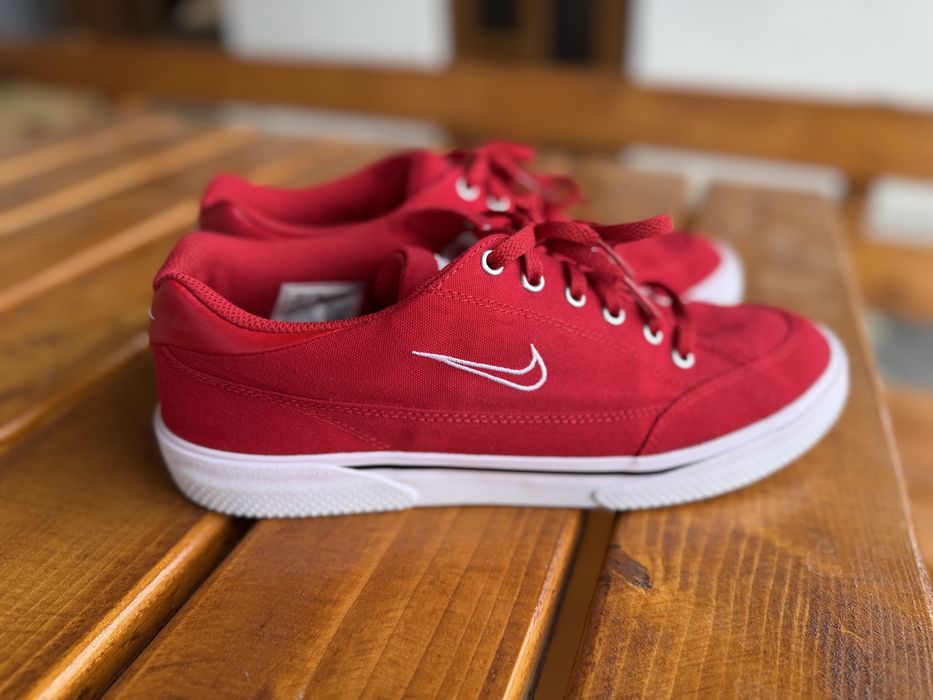 Adidasi Nike Ca NOI
