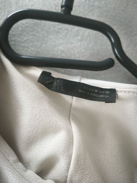 Чисто нов гащеризон на Zara