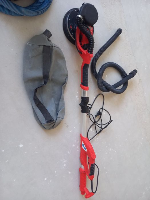 Продам .Пылесос+Жираф