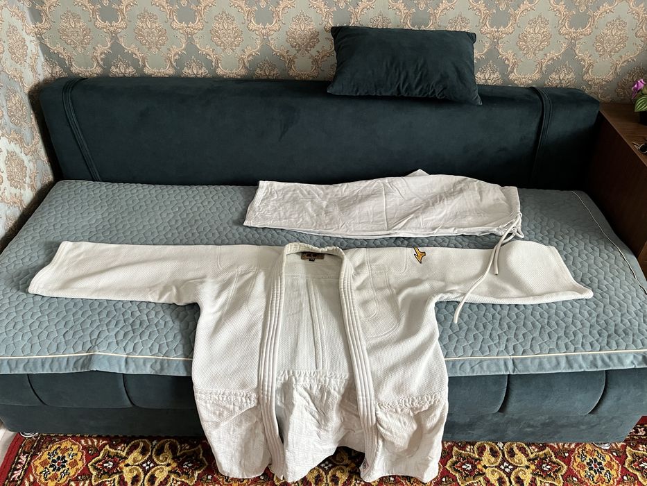 Кимоно мизуно, лицензионое