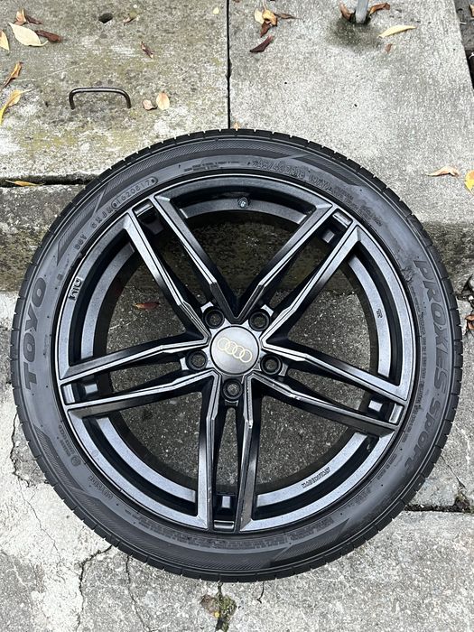 Jante r18 245 40  (vand sau schimb)