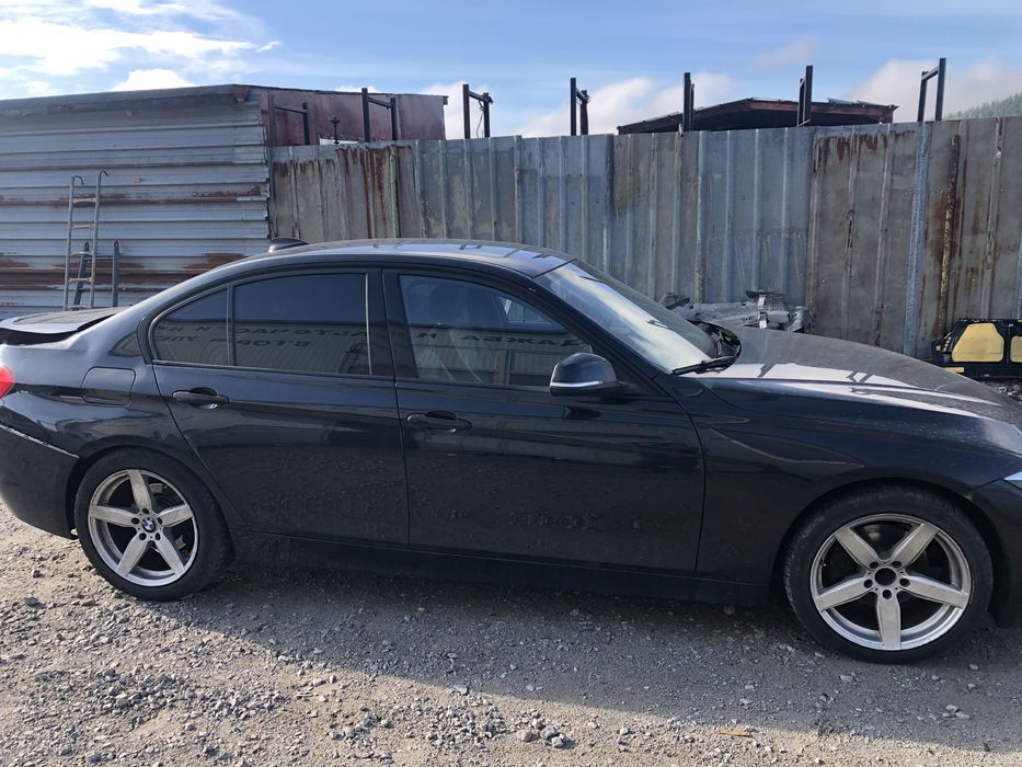 Bmw F30 328i 245hp НА ЧАСТИ ( бмв ф30 328и 245 коня )
