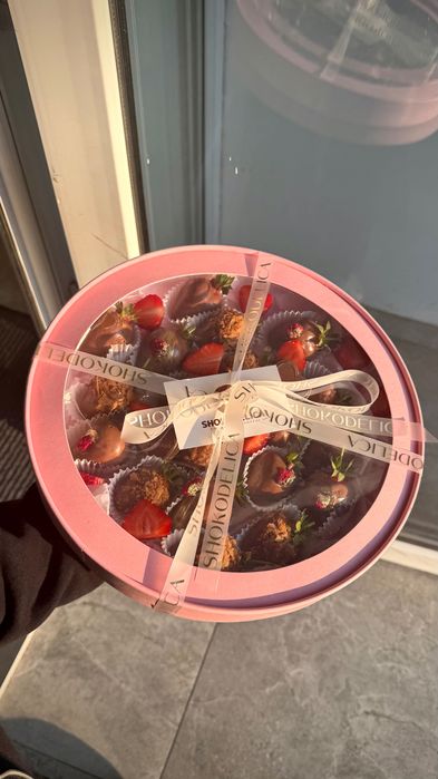 клубника в шоколаде