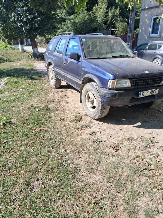 Opel frontera 2.5