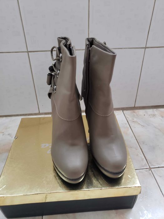 Нови дамски боти Fenika  № 39