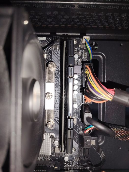 Мощный компьютер 12400, 2080, 16.