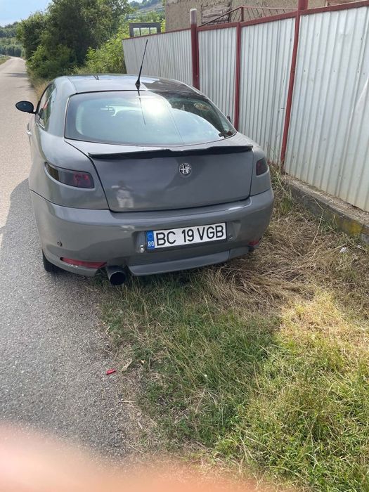 Vând sau schimb alfa romeo gt din 2010
