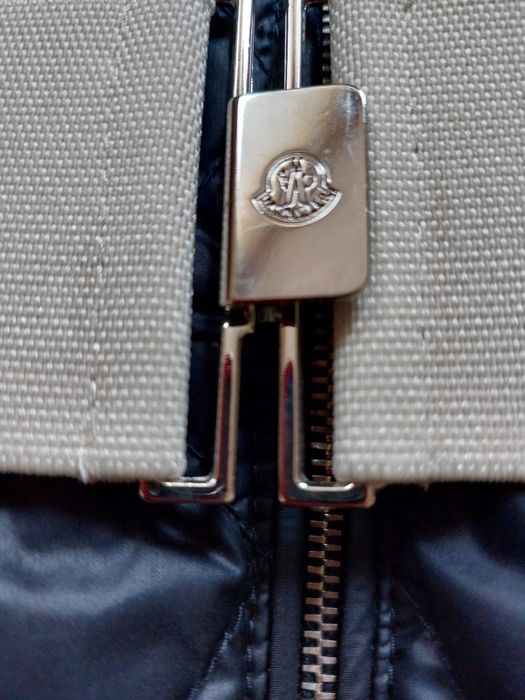 Vesta Moncler, autentica, mărimea 2, dama