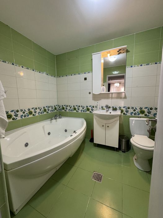 VAND APARTAMENT 3 camere plus Dresing room
