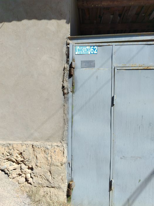 Uy sotiladi to'labe oq tom 3.5 sotix