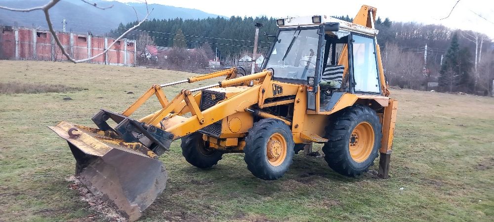 Buldoexcavator Jcb3cx
